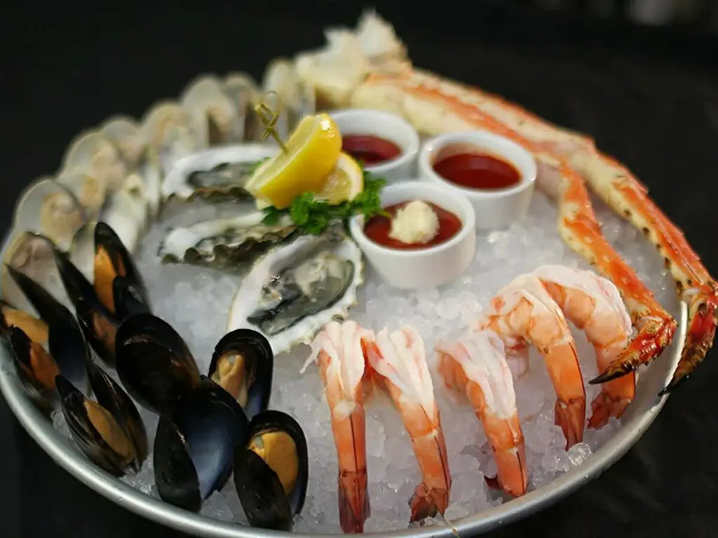 High Tide Seafood Bar and Grill Expanding to QSR
