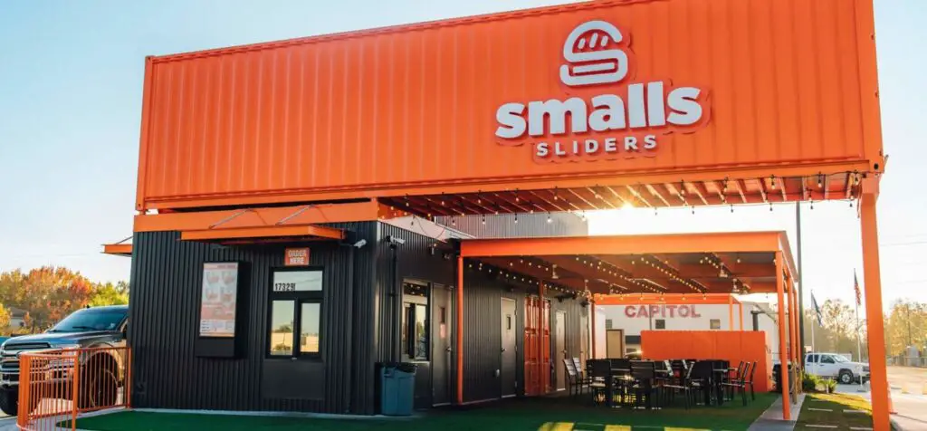 Smalls Sliders Signs Franchise Deal to Open 22 Sites in Phoenix Metro