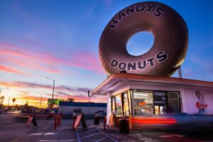 Randy's Donuts is Making Arizona Debut in Phoenix Next Month